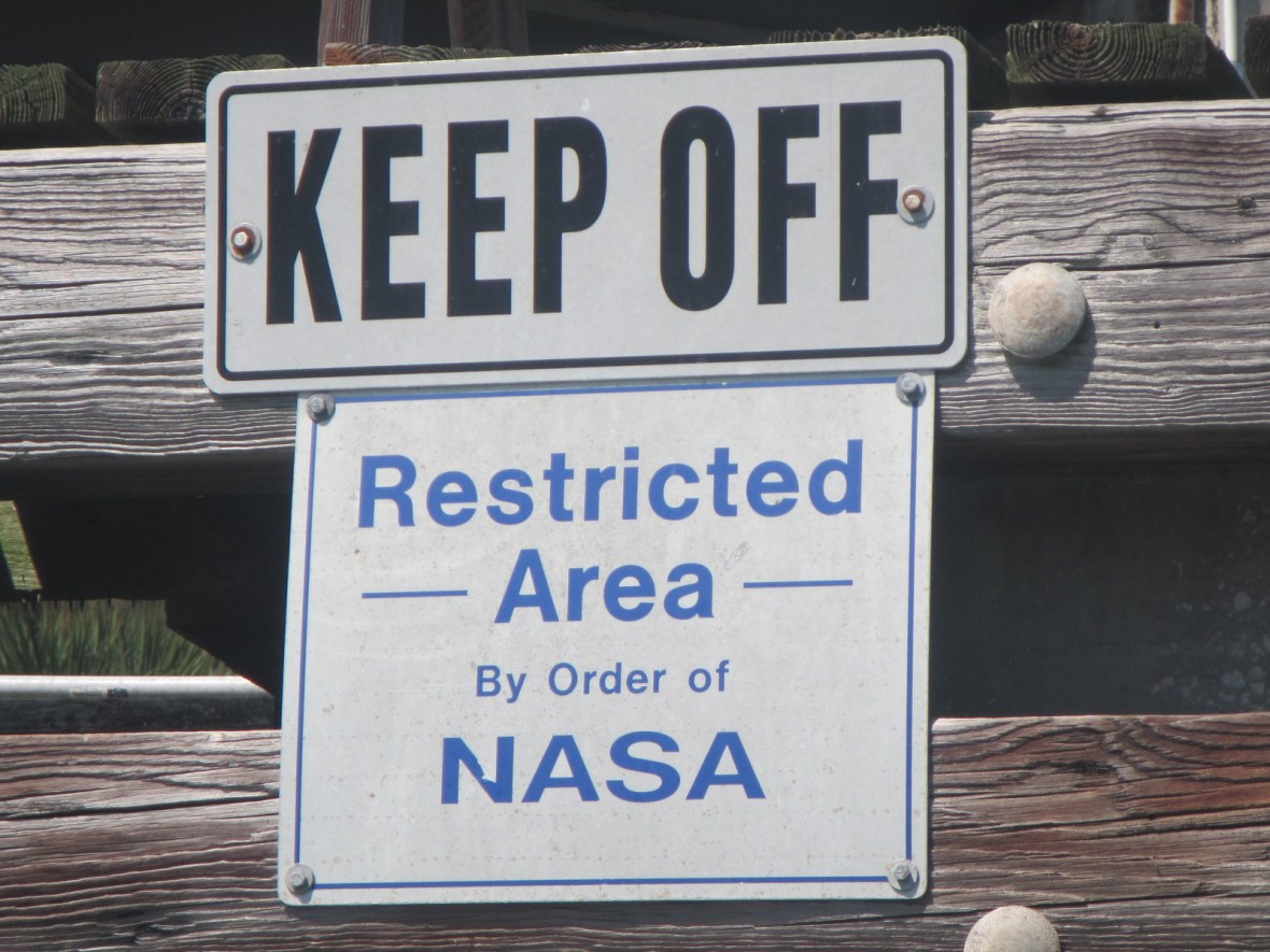 Don't touch the rockets